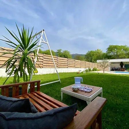 Vakantiehuis Vestovis House *