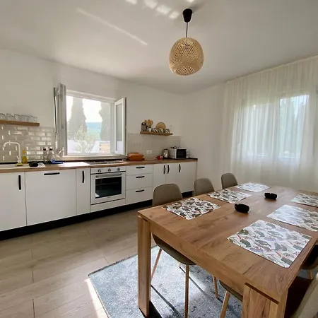 Vestovis House Vakantiehuis *